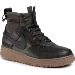 Buty NIKE - Air Force 1 Wtr Gtx GORE-TEX CQ7211 300 Sequoia/Black/Medium Olive. Zielone półbuty męskie Nike, na co dzień, bez wzorów, ze skóry, klasyczne, bez zapięcia. Za 749,00 zł.