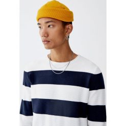 Sweter w szerokie paski. Zielone swetry męskie Pull&Bear, m, w paski, bez kołnierzyka, bez kaptura. Za 89,90 zł.