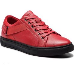 Sneakersy TOGOSHI - TG-01-01-000009 108. Czerwone sneakersy męskie marki Togoshi, na co dzień, bez wzorów, ze skóry, klasyczne, bez zapięcia. W wyprzedaży za 329,00 zł.