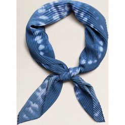 Mango - Apaszka Dye. Niebieskie szaliki damskie Mango, z poliesteru. Za 49,90 zł.
