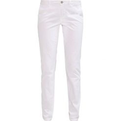 Chinosy damskie: Gaastra ROUGH QUAY Chinosy white