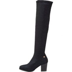 XTI Muszkieterki navy. Niebieskie buty zimowe damskie marki Xti, z materiału. W wyprzedaży za 149,50 zł.