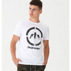 T-shirt Biały. Białe t-shirty męskie House, s, bez wzorów, bez kołnierzyka. Za 29,99 zł.