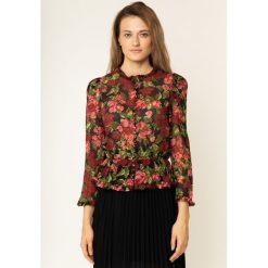 Koszula The Kooples FCCL19051K. Bluzki damskie The Kooples, bez wzorów, z jedwabiu, bez kołnierzyka, bez rękawów. W wyprzedaży za 519,00 zł.
