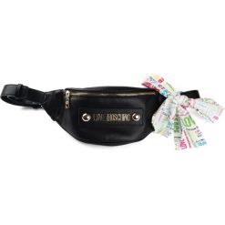 Nerka Love Moschino. Czerwone nerki damskie Love Moschino, bez wzorów, bez dodatków. Za 589,00 zł.
