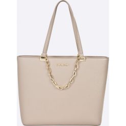 Love Moschino - Torebka. Szare torebki klasyczne damskie Love Moschino, z materiału, duże. Za 699,90 zł.