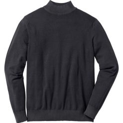 Sweter ze stójką Regular Fit bonprix czarny. Czarne golfy męskie marki bonprix, s, z dzianiny, klasyczne, ze stójką. Za 37,99 zł.