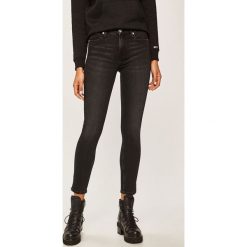 Calvin Klein Jeans - Jeansy CKJ 011. Czarne jeansy damskie Calvin Klein Jeans. Za 449,90 zł.