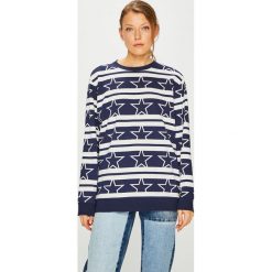Calvin Klein Performance - Bluza. Niebieskie bluzy damskie Calvin Klein Performance, s, z nadrukiem, z bawełny, bez rękawów, bez kaptura. W wyprzedaży za 159,90 zł.