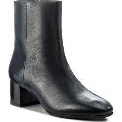 Botki GINO ROSSI - Megu DBH640-Z66-0221-5700-0 59. Czarne buty zimowe damskie marki Gino Rossi, z materiału, na obcasie. W wyprzedaży za 289,00 zł.