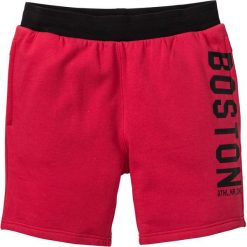 Długie szorty sportowe z nadrukiem bonprix czerwony. Czerwone spodenki sportowe męskie bonprix, s, z nadrukiem, z dresówki, sportowe. Za 44,99 zł.