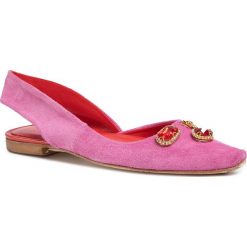 Sandały HEGO'S MILANO - 1302 Fuxia. Różowe klapki damskie Hego's Milano, z aplikacjami, ze skóry, bez obcasa, na obcasie. Za 499,00 zł.
