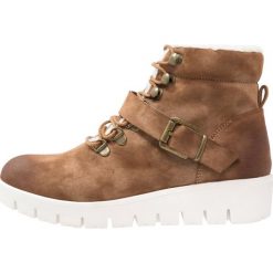 Buty zimowe damskie: Pieces PSPURLEY BOOT Botki na platformie cognac