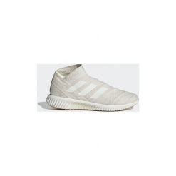 Buty do piłki nożnej adidas Buty treningowe Nemeziz Tango 18.1. Białe halówki męskie marki Nike, z syntetyku, do piłki nożnej. Za 549,00 zł.