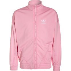 Adidas Originals NMD Kurtka sportowa light pink/white. Różowe kurtki sportowe damskie adidas Originals, z poliesteru. W wyprzedaży za 199,20 zł.