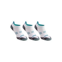 Skarpety sportowe RS900 3 pary. Niebieskie skarpetki męskie ARTENGO, z elastanu. Za 39,99 zł.