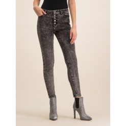 Jeansy Slim Fit MICHAEL Michael Kors MH99CSKEDX. Czarne jeansy damskie MICHAEL Michael Kors, bez wzorów, z elastanu. W wyprzedaży za 489,00 zł.