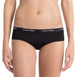 Calvin Klein Figi Cheeky Hipster qf1376e-001 Czarny (Rozmiar S). Czarne figi damskie marki Calvin Klein, s. W wyprzedaży za 81,00 zł.