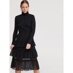 Spódnica z tkaniny plumeti - Czarny. Czarne spódniczki damskie Reserved, s, bez wzorów, z tkaniny. Za 139,99 zł.
