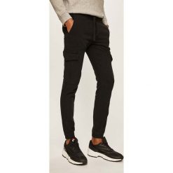 Tom Tailor Denim - Spodnie. Czarne spodnie męskie TOM TAILOR DENIM, m, bez wzorów, z bawełny. W wyprzedaży za 139,90 zł.