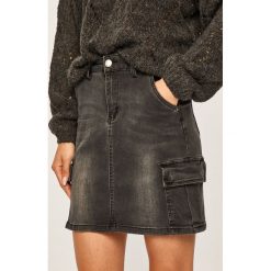 Answear - Spódnica. Szare spódniczki damskie ANSWEAR, s, z elastanu, casualowe, mini, proste. W wyprzedaży za 49,90 zł.