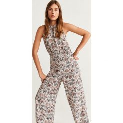 Mango - Kombinezon Boho. Białe kombinezony damskie Mango, na co dzień, l, bez wzorów, z wiskozy, casualowe, z okrągłym kołnierzem, z długim rękawem, długie. W wyprzedaży za 99,90 zł.