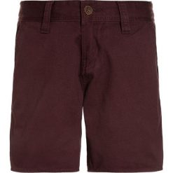 Quiksilver Szorty vineyard wine. Czerwone spodenki chłopięce marki Quiksilver, z bawełny. Za 149,00 zł.
