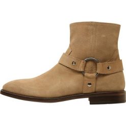ALDO AFILLE Botki bone. Białe botki męskie ALDO, z materiału. Za 629,00 zł.