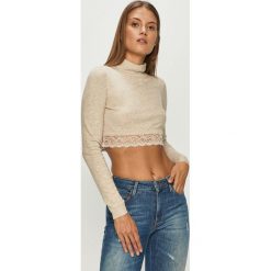 Guess Jeans - Sweter. Szare swetry damskie Guess Jeans, s, z aplikacjami, z bawełny, bez rękawów, bez kaptura. Za 419,90 zł.