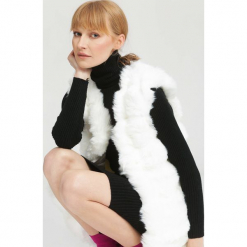 Biała Kamizelka Swing Low. Białe kamizelki damskie other, l, z futra. Za 149,99 zł.