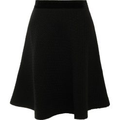 Emporio Armani Spódnica trapezowa nero. Czarne spódniczki trapezowe Emporio Armani, z elastanu. Za 739,00 zł.