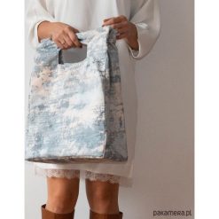 Torebka blue sky. Niebieskie torebki klasyczne damskie Pakamera, bez wzorów, z tkaniny, duże, bez dodatków. Za 299,00 zł.