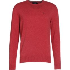 Hackett London Sweter english rose. Czerwone swetry klasyczne męskie Hackett London, m, z materiału. W wyprzedaży za 471,20 zł.