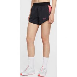 Nike Szorty Czarny. Czarne szorty damskie Nike, m, bez wzorów, z poliesteru. Za 171,95 zł.