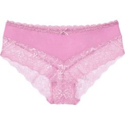 Figi panty Pink Collection bonprix jasnoróżowy. Różowe majtki damskie bonprix, w koronkowe wzory. Za 29,99 zł.