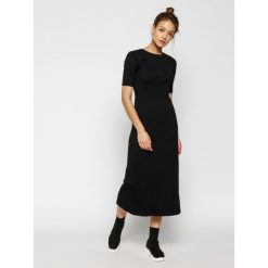 Sukienka codzienna_ Calvin Klein Rib Jersey K20K201822. Czarne sukienki damskie Calvin Klein, na co dzień, xs, bez wzorów, z bawełny, bez kołnierzyka, bez rękawów, proste. Za 539,00 zł.