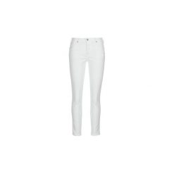 Jeansy slim fit Diesel BABHILA. Białe jeansy damskie Diesel, bez wzorów, z jeansu. Za 455,20 zł.