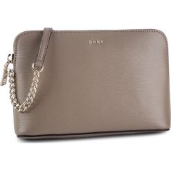 Torebka DKNY - R83E3655 MUR. Pomarańczowe listonoszki damskie DKNY, na co dzień, bez wzorów, ze skóry, eleganckie, bez dodatków. W wyprzedaży za 429,00 zł.