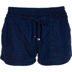 Pepe Jeans szorty damskie Sadie 25 ciemny niebieski. Niebieskie szorty damskie Pepe Jeans, na lato, s, bez wzorów, z jeansu. W wyprzedaży za 249,00 zł.