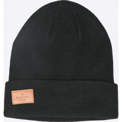 Quiksilver - Czapka. Czarne czapki męskie Quiksilver, na zimę, bez wzorów, z dzianiny. W wyprzedaży za 49,90 zł.