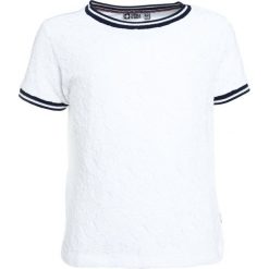 Tumble 'n dry ALEAH Tshirt z nadrukiem paper white. Białe t-shirty damskie marki Tumble 'n dry, z nadrukiem, z bawełny. Za 129,00 zł.
