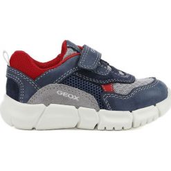 Geox - Buty dziecięce. Niebieskie trampki chłopięce Geox, bez wzorów, ze skóry, sportowe, bez zapięcia. Za 239,90 zł.