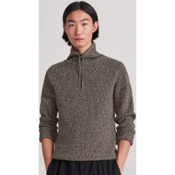 Melanżowy sweter z bawełny - Granatowy. Niebieskie swetry męskie Reserved, s, bez wzorów, z bawełny, bez kołnierzyka, bez kaptura. Za 159,99 zł.