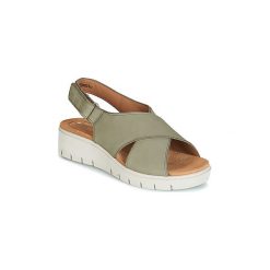 Sandały Clarks UN KARELY SUN. Zielone sandały damskie Clarks, bez wzorów, bez obcasa, bez zapięcia. Za 383,20 zł.