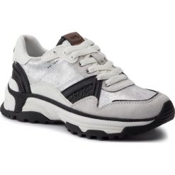 Sneakersy COACH - C143 GDS Mxm G4021 231756 White/Silver. Szare półbuty damskie Coach, bez wzorów, ze skóry, bez obcasa, na płaskiej podeszwie, bez zapięcia. Za 839,00 zł.