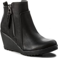Botki CLARA BARSON - WS995-6A Czarny. Czarne botki damskie na obcasie Clara Barson, ze skóry ekologicznej. W wyprzedaży za 83,99 zł.
