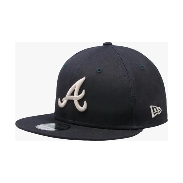 New Era Czapka League Essential 9Fifty Atlanta Braves Navy/s , granatowy, rozmiar SM. Niebieskie czapki damskie New Era, w paski, z bawełny. W wyprzedaży za 79,99 zł.