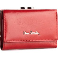 Mały portfel damski Pierre Cardin 01 LINE 117. Czerwone portfele damskie Pierre Cardin, bez wzorów. Za 129,00 zł.