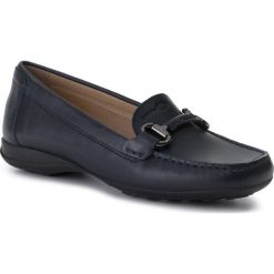 Mokasyny GEOX - D Euxo A D9445A 00043 C4002 Navy. Niebieskie mokasyny damskie Geox, ze skóry ekologicznej, na płaskiej podeszwie. Za 349,00 zł.