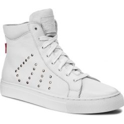 Sneakersy LEVI'S - 228734-700-51 Regular White. Białe półbuty damskie Levi's®, na co dzień, z aplikacjami, ze skóry, bez obcasa, na płaskiej podeszwie, bez zapięcia. W wyprzedaży za 259,00 zł.
